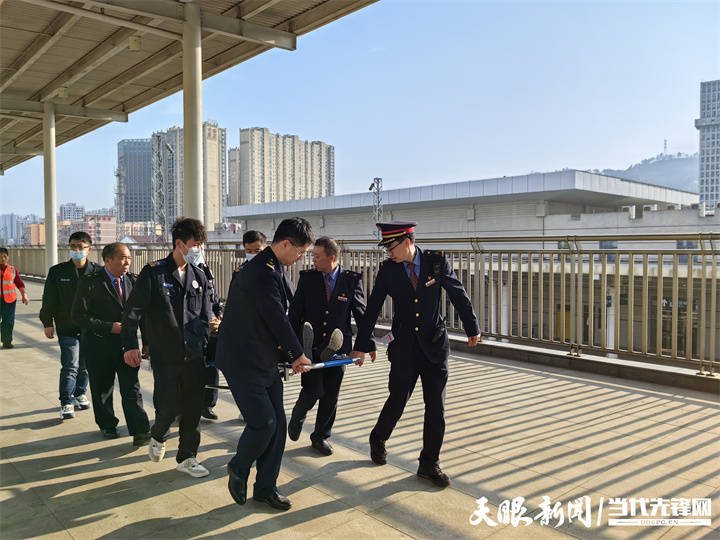 c5848次列车旅客突发疾病息烽站用时11分钟迅速响应