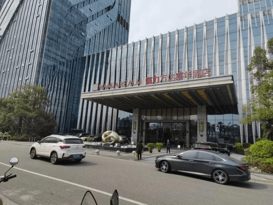 "高铁快线"开通!江门站直达往返江门市区_定制_服务_站点