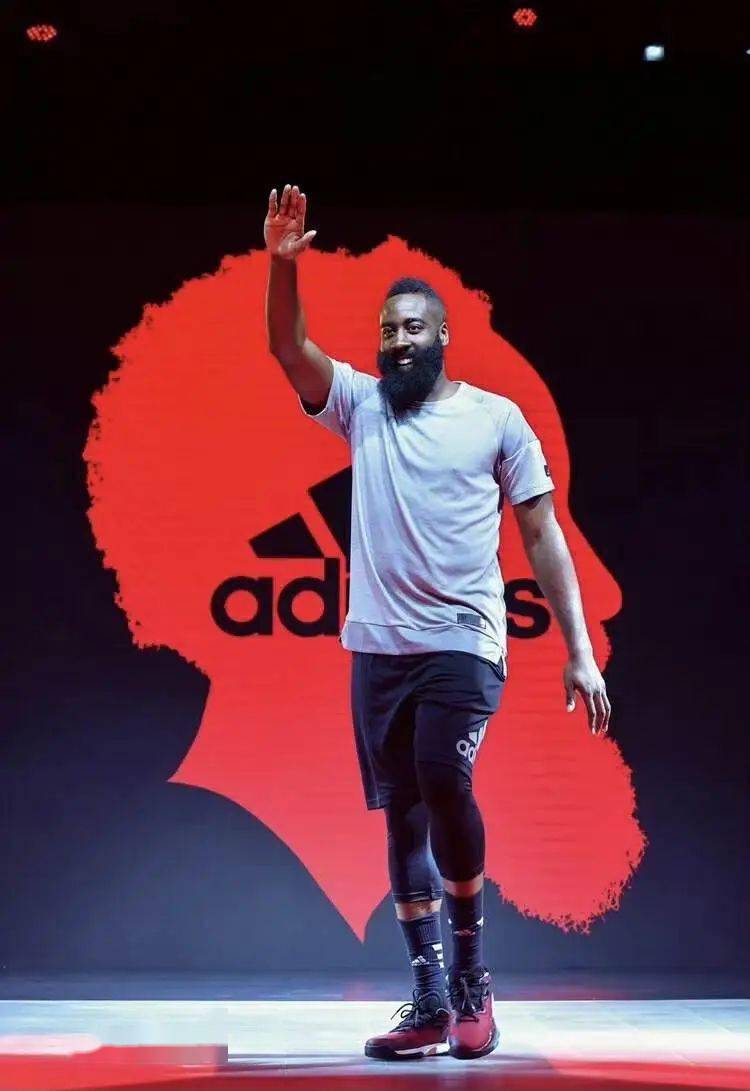 crazylight boost 20182017年哈登拥有了个人签名鞋harden vol.