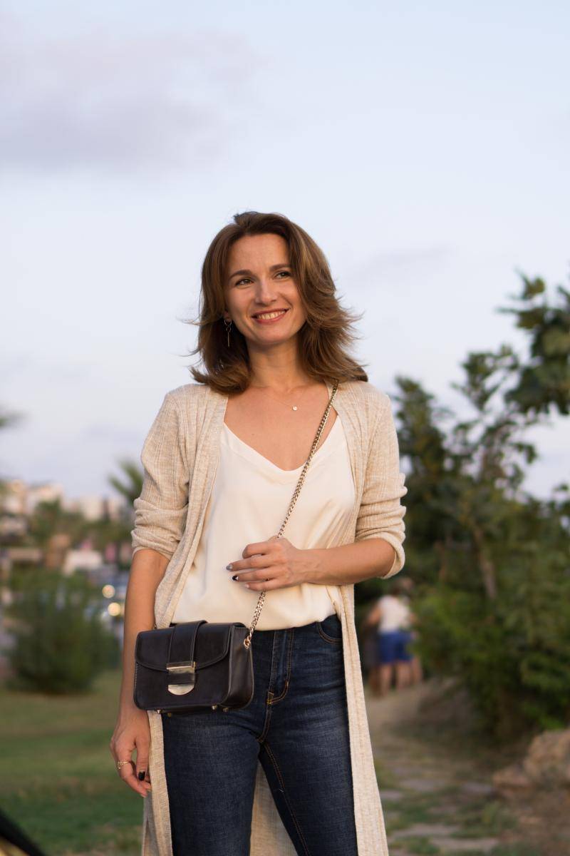 原创法国街头采访你觉得中国实力如何法国美女回复望能嫁到中国