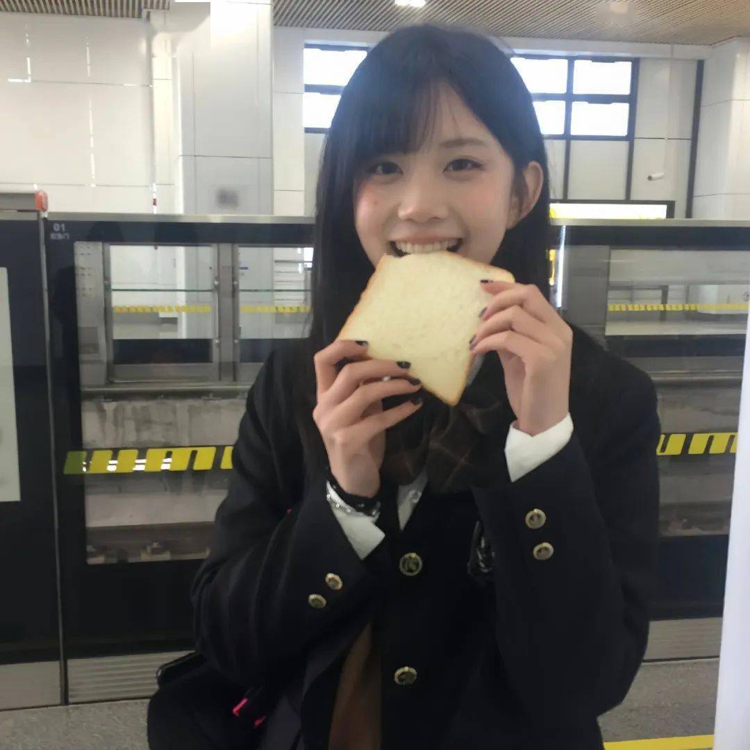 头像温柔且永不落俗的头像676767