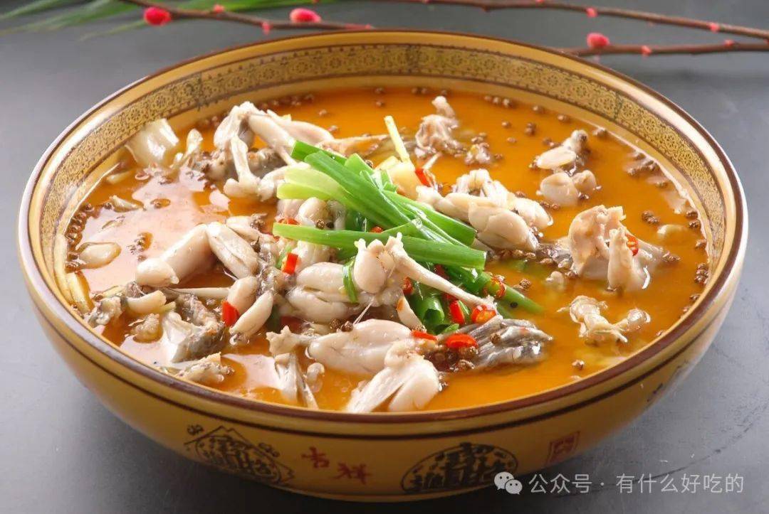 酸汤的美名传遍大江南北,后被川菜,湘菜等各种菜系大厨结合其特色