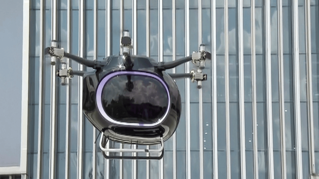 月薪两万,我也不配坐这辆出租车