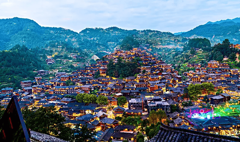 【国旅自组】贵州免门票啦   西江千户苗寨,大小七孔,黄果树瀑布,毕节