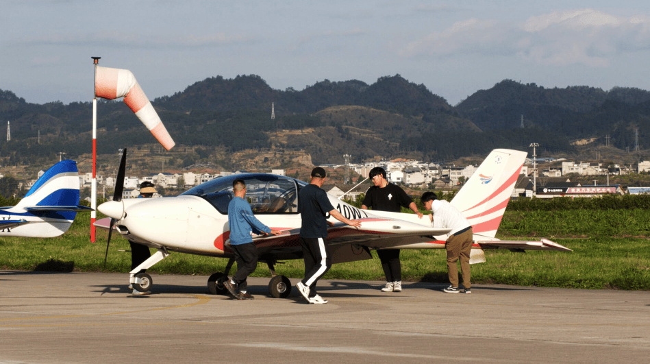 贵州黄平低空经济也有发展的春天