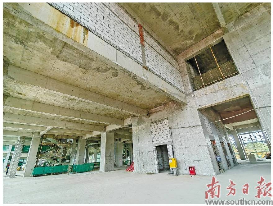 吴川建筑业"总部经济"引擎点燃_大厦_发展_建设