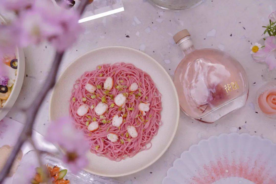 汇探店春日樱花浪漫寻味限定美食文末有福利