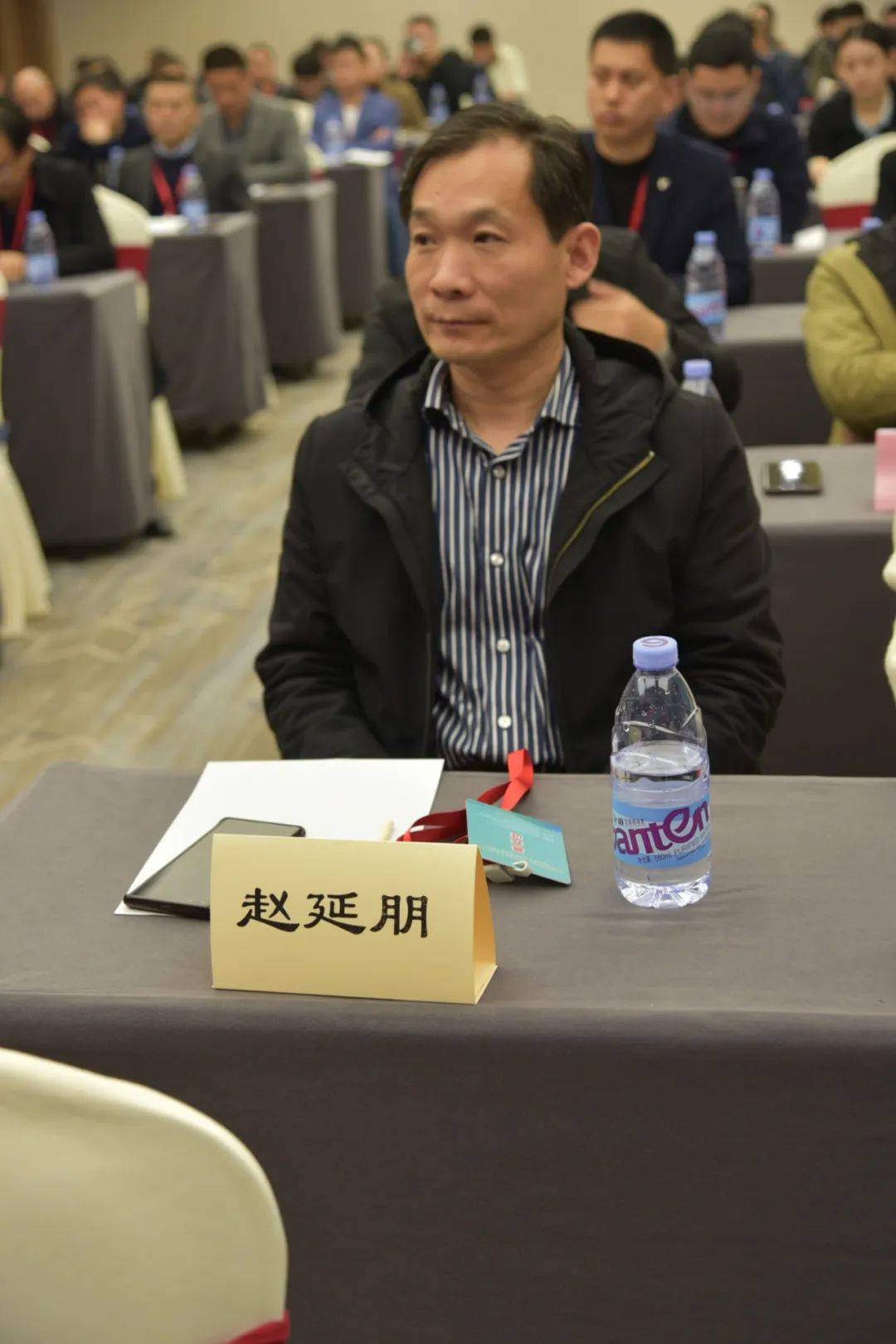 部分与会嘉宾现场掠影至此第一天会议圆满结束,28日精彩继续.