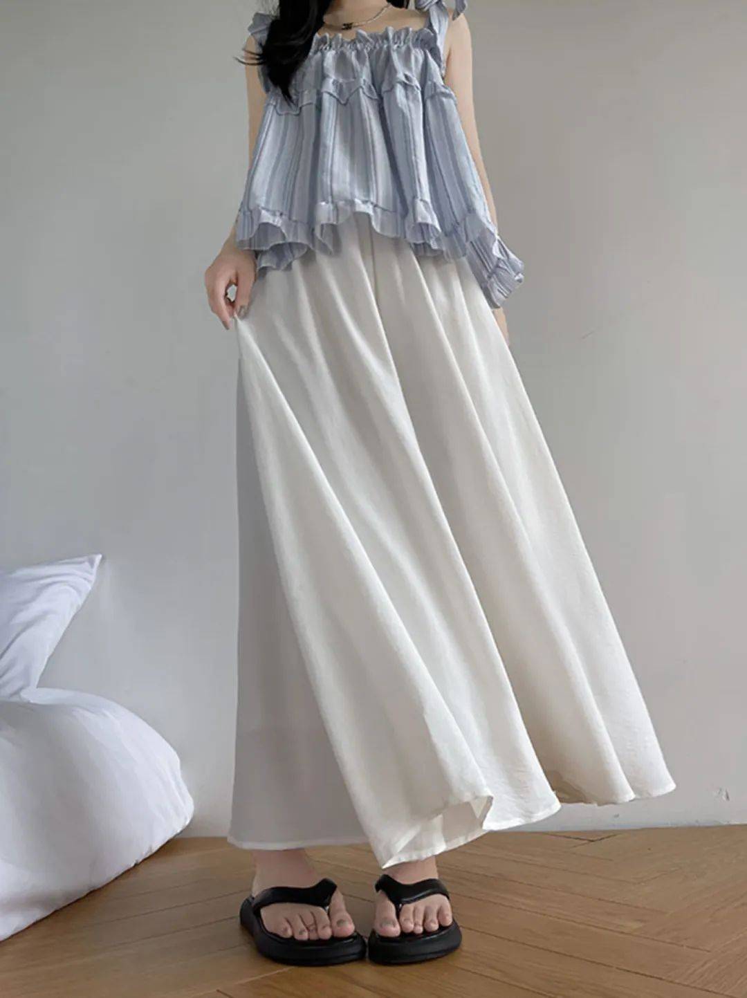 我敢打赌没有女人能拒绝这条对身材0要求不露腿也绝美的初恋小白裙