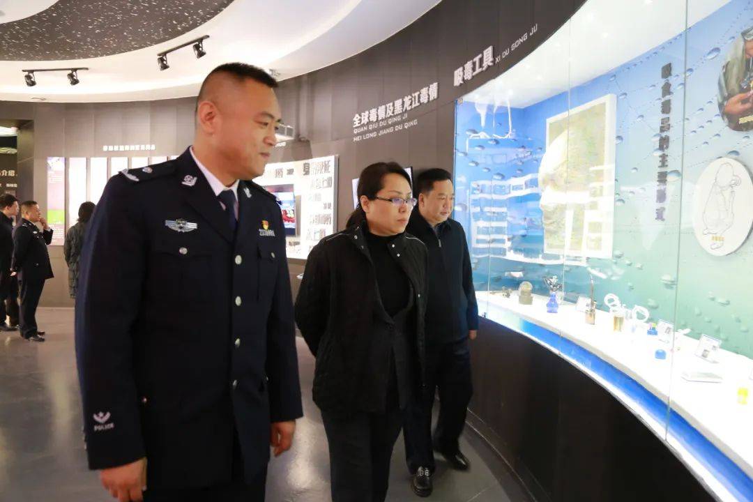 3月28日,省纪委监委驻司法厅纪检监察组李沫组长等一行7人在省司法厅