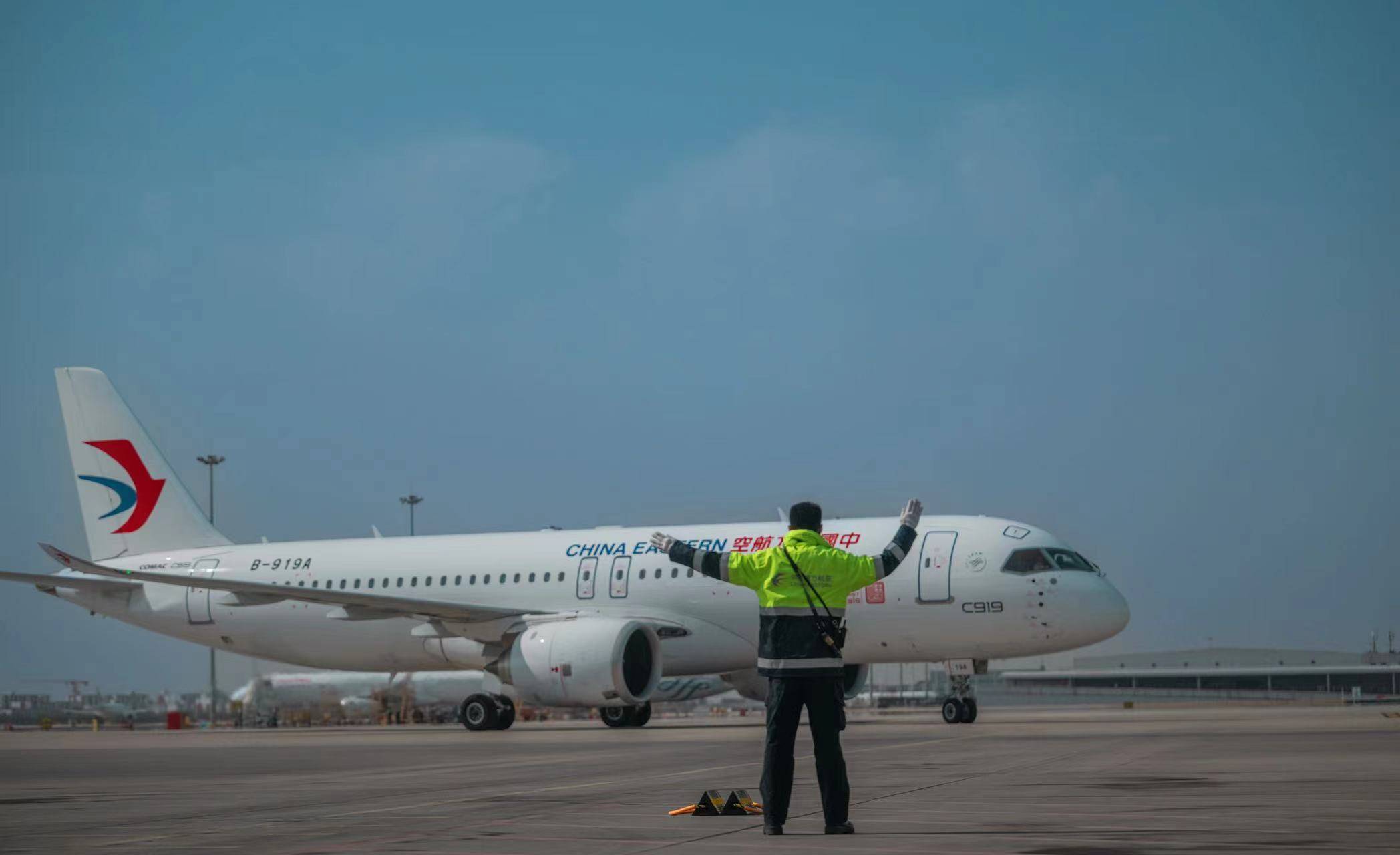 较2019年增11.5%,东航夏航季日均执行3170班航班_上海