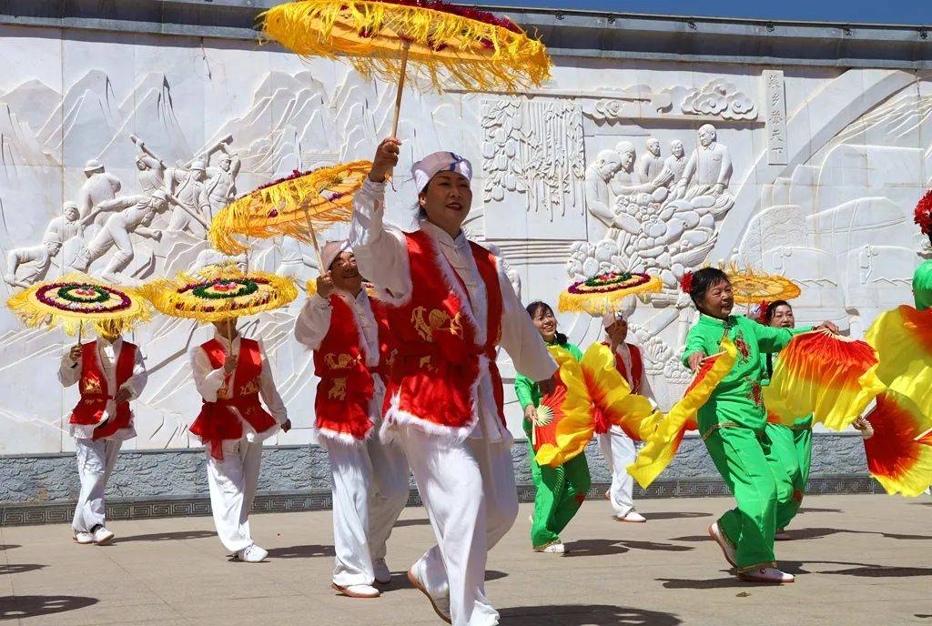 新武山讯(记者 杨彦春 管秋勇)3月29日,陇上菜都·十有武山"捣蒜罐,迎