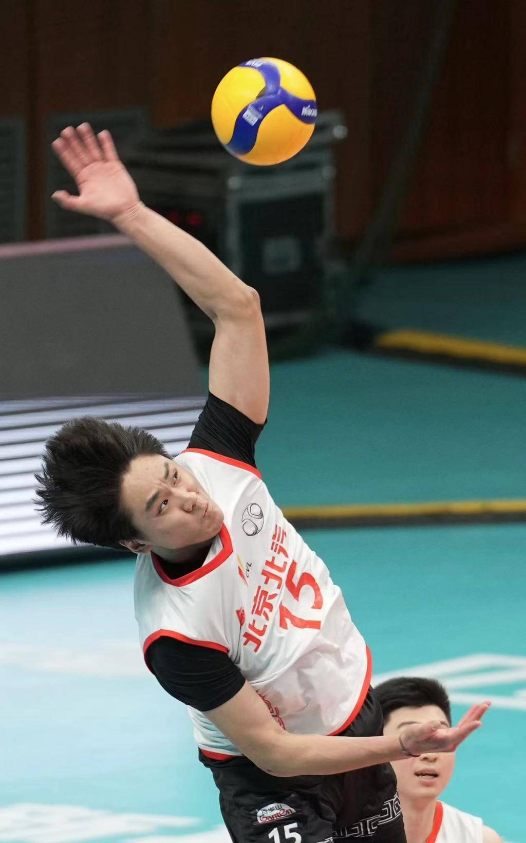 将半决赛总比分扳平 面对决胜场北汽男排还要接着拼_比赛_刘泽_压力