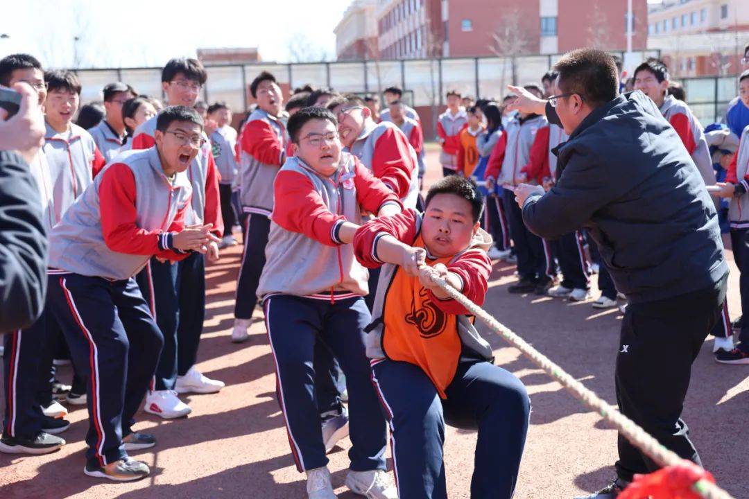 【全环境立德树人】激情拔河比赛,青春这样绽放