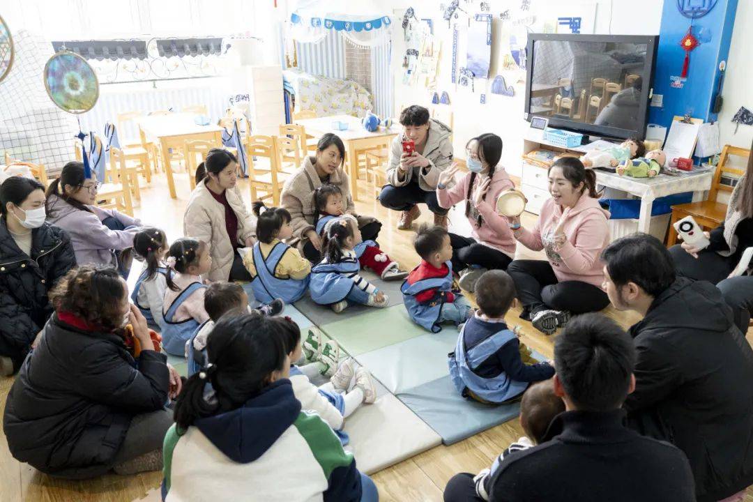 早教进社区 暖暖育儿心_指导_活动_家长