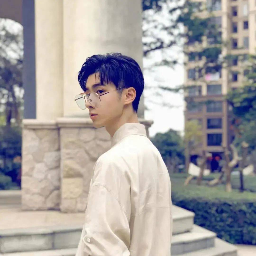 热烈祝贺我校被认定为广州市体育美育高水平团队一条龙培养学校