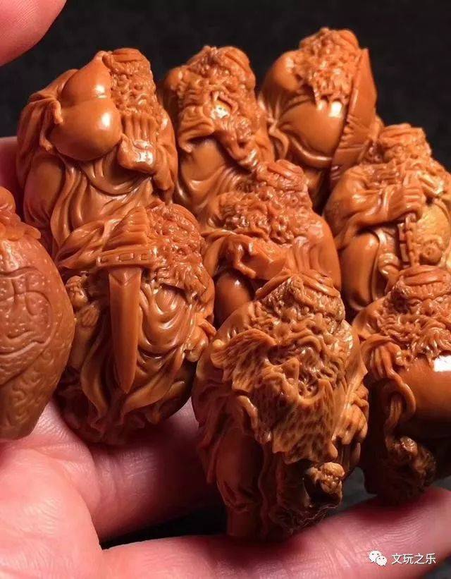 大家欣赏一下橄榄核的美这种美盛极千年依然使人神魂爱惜