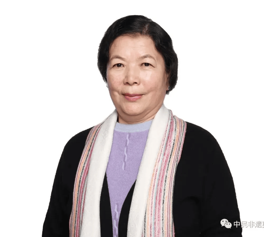 宿文英,女,汉族,祖籍内蒙古达茂旗,现居江苏苏州.