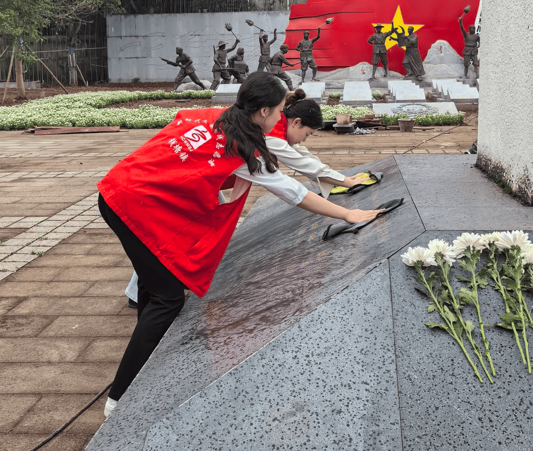 通过本次活动,不光让全体回顾了革命历史精神,更激励大家在今后的生活