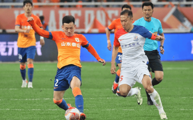 山东鲁能03惨败申花曝出队内混子球员太多王大雷哽咽道歉