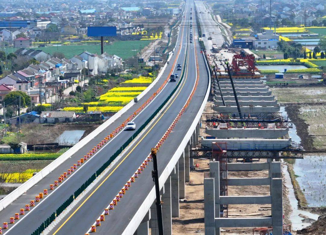 g40沪陕高速公路平潮至广陵段扩建工程九华互通施工已完成