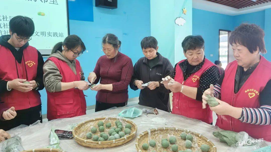 江苏24小时启东国内首制超大型flng项目a型液货舱交付