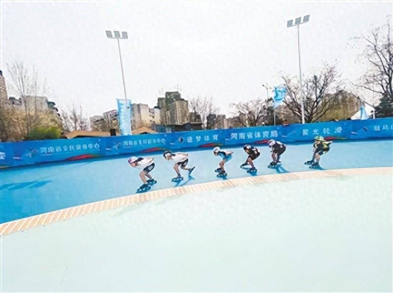 河南省速度轮滑挑战赛举行近150名旋风小子聚郑较高下