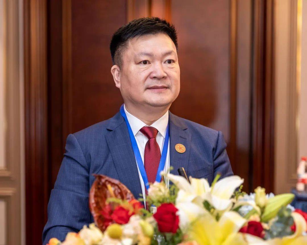 这位温籍旅法侨商远闯海外赤诚不改用奋斗和奉献书写人生