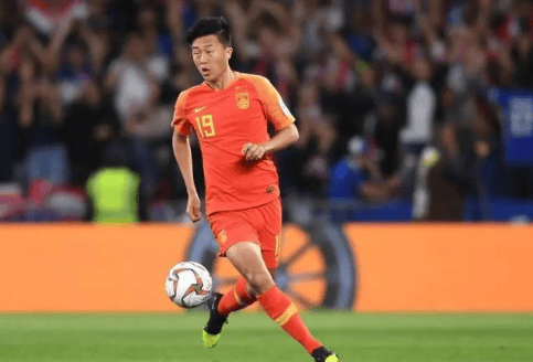 一场0:3验出一位国脚真成色,有点浪得虚名,世预赛恐遭伊万弃用_刘洋