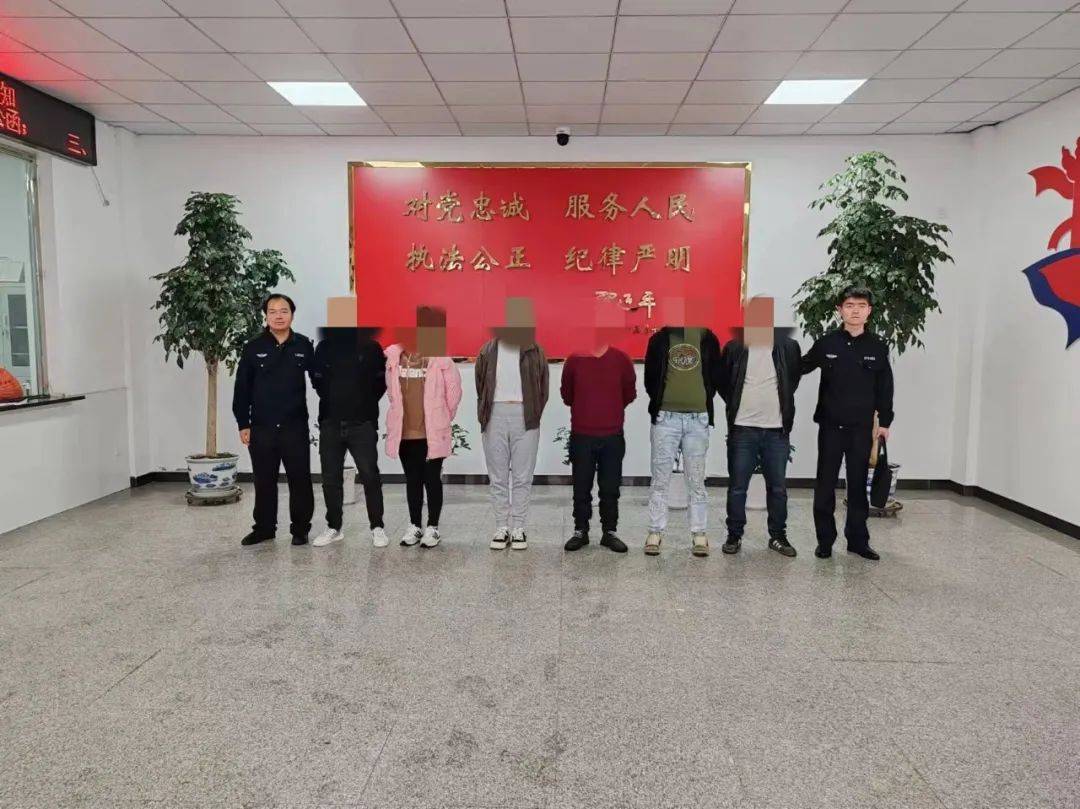 团风公安：“摇宝”猜单双，发现一起，查处一起！_进行_组织_台球室