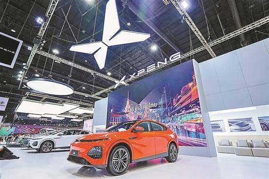 multiple debut models unveiled at bangkok internatio