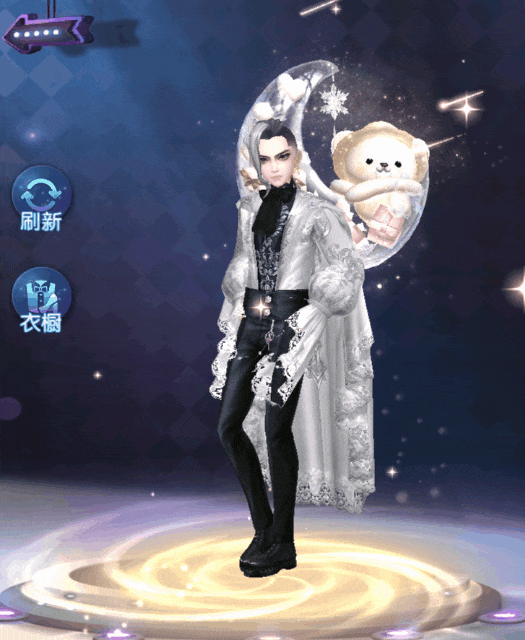 风尚橱窗里的精致洋娃娃在黑莓童话里和小熊跳舞啦