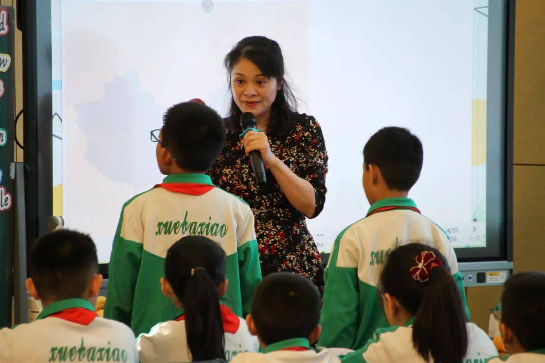 聚焦新课标赋能新征程记全旗英语教师教学评一体化赋