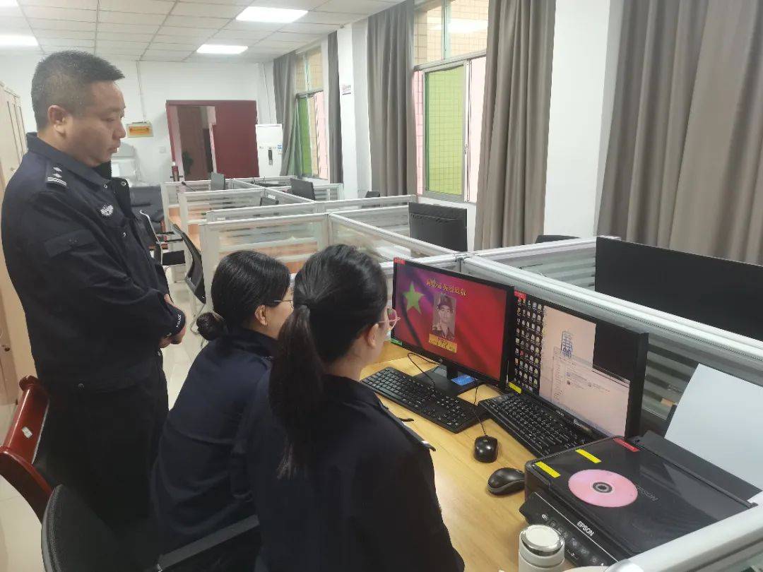 【致敬·缅怀·奋进】重庆各地禁毒部门开展清明祭英烈活动_公安局