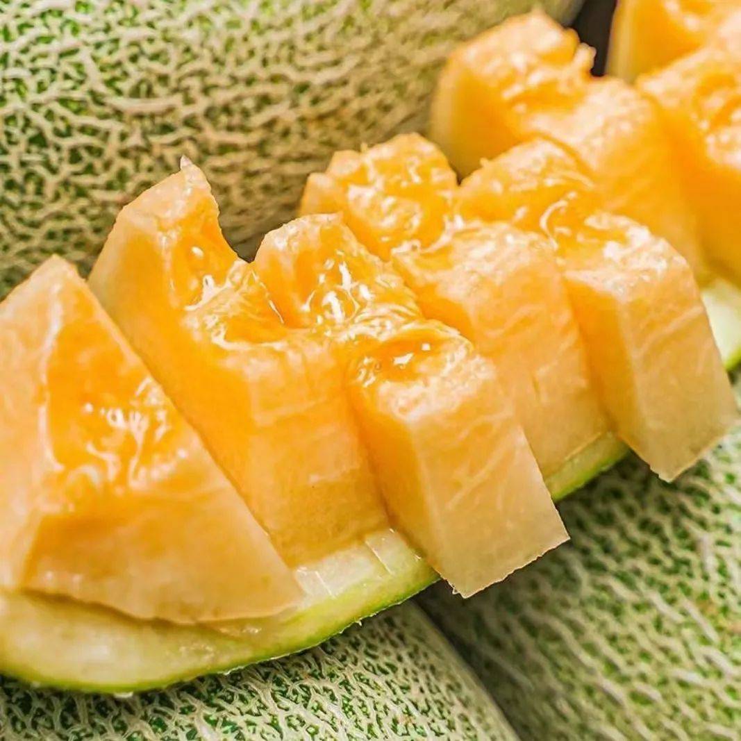 海南蜜瓜新鲜上市299元起抢3斤爆甜爽脆疯狂飙汁一口一个炫不停
