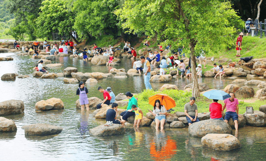 向春而行海口清明踏青攻略