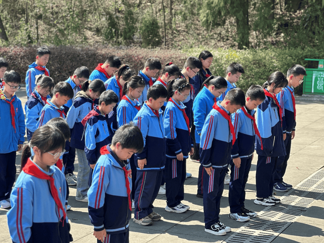 阆中市川绵外国语学校阆中中学附属实验学校东风中学阆中中学为了