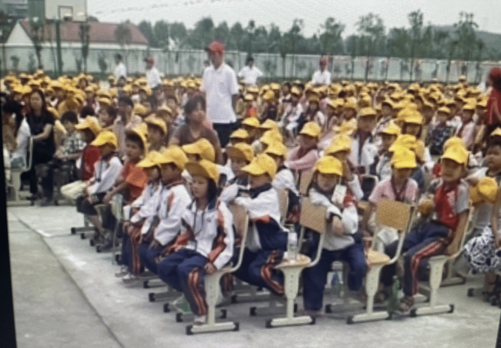 永远肆意盛放长到关于它的记忆永远生动在航头中心小学的日子很长种在