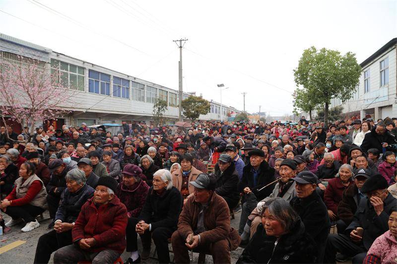 杨楼孜镇吴氏宗亲举办第二届农副产品交流会