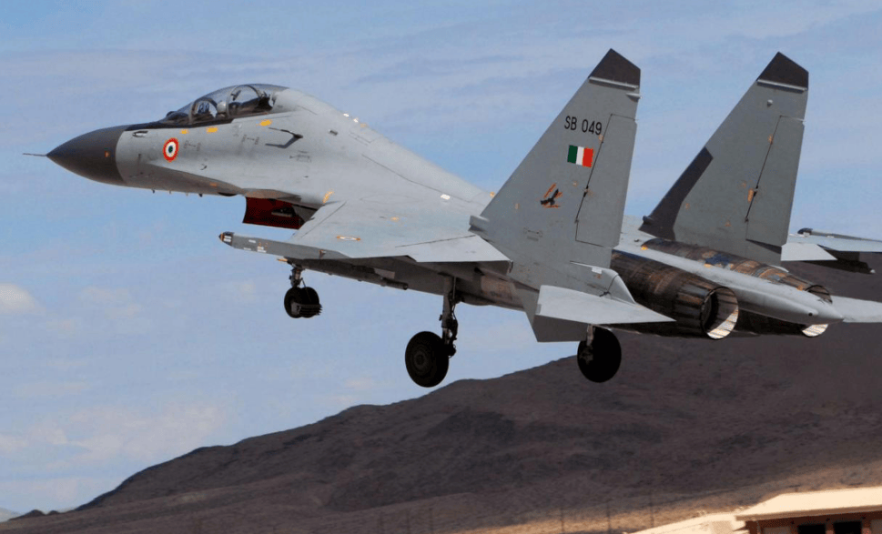 印度空军1400架飞机,巴铁400多架,为何印度打不过巴铁?