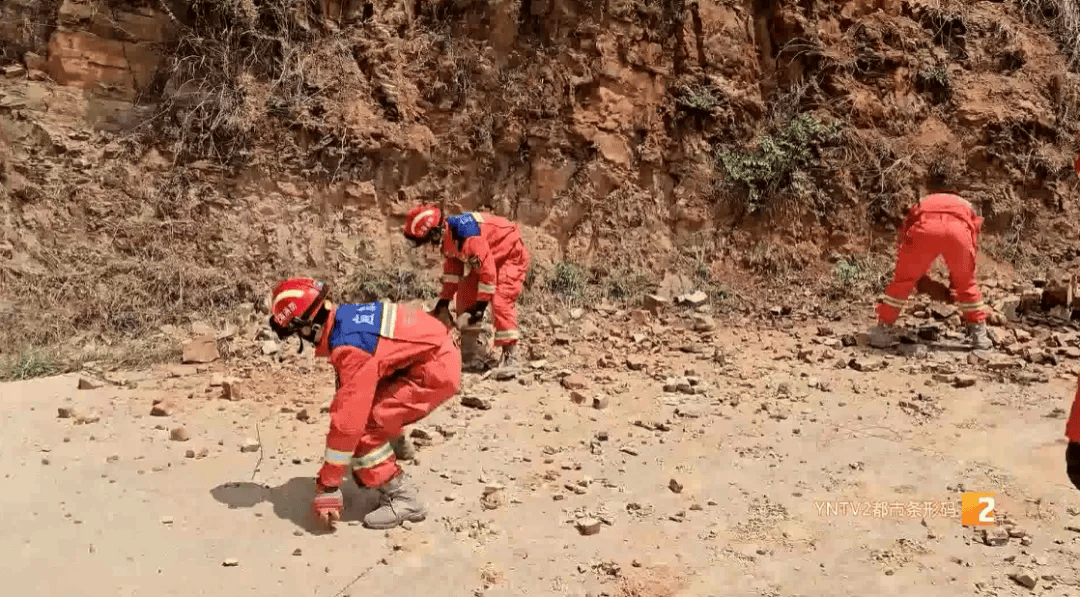 最新云南昭通发布鲁甸县49级地震震情通报