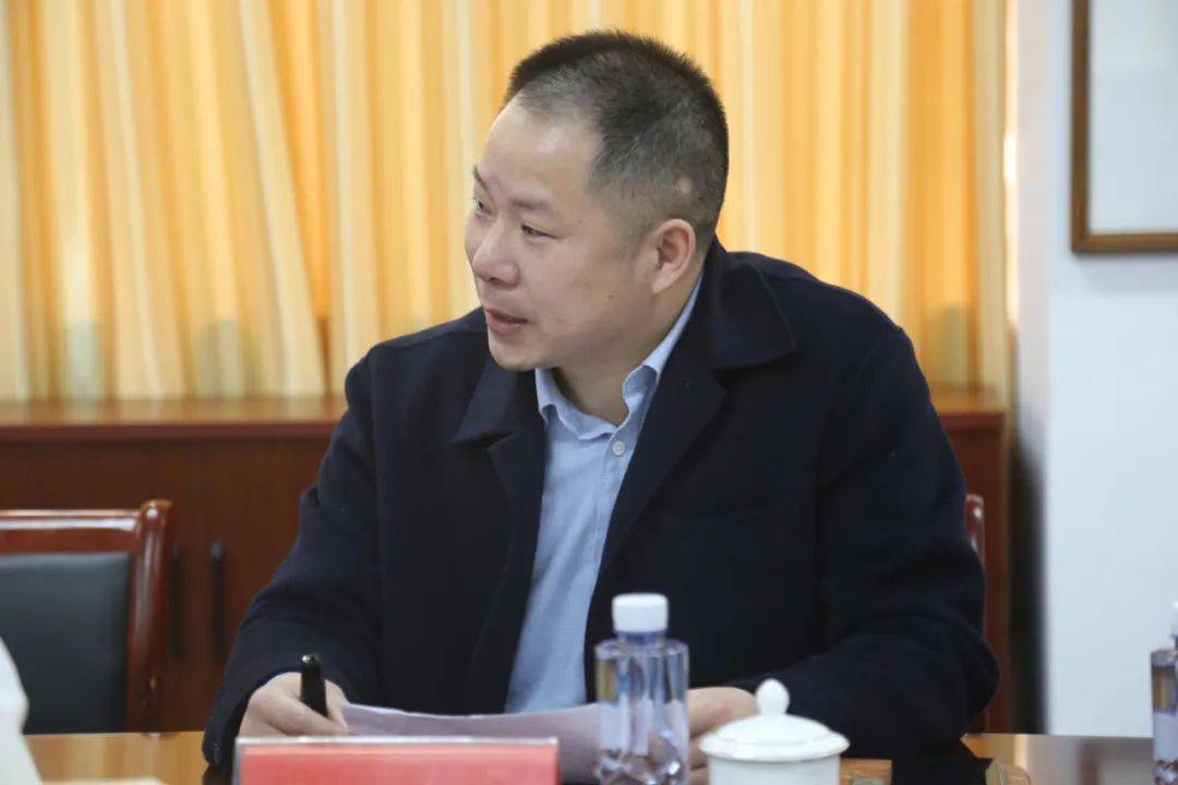 仇海涛,大丰区人民路小学副校长,盐城市小学语文学科带头人,大丰区