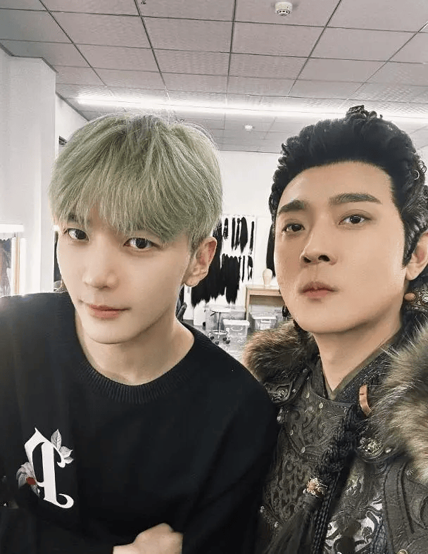 自豪:我家大明星回来了_张丹峰_张镐_工作