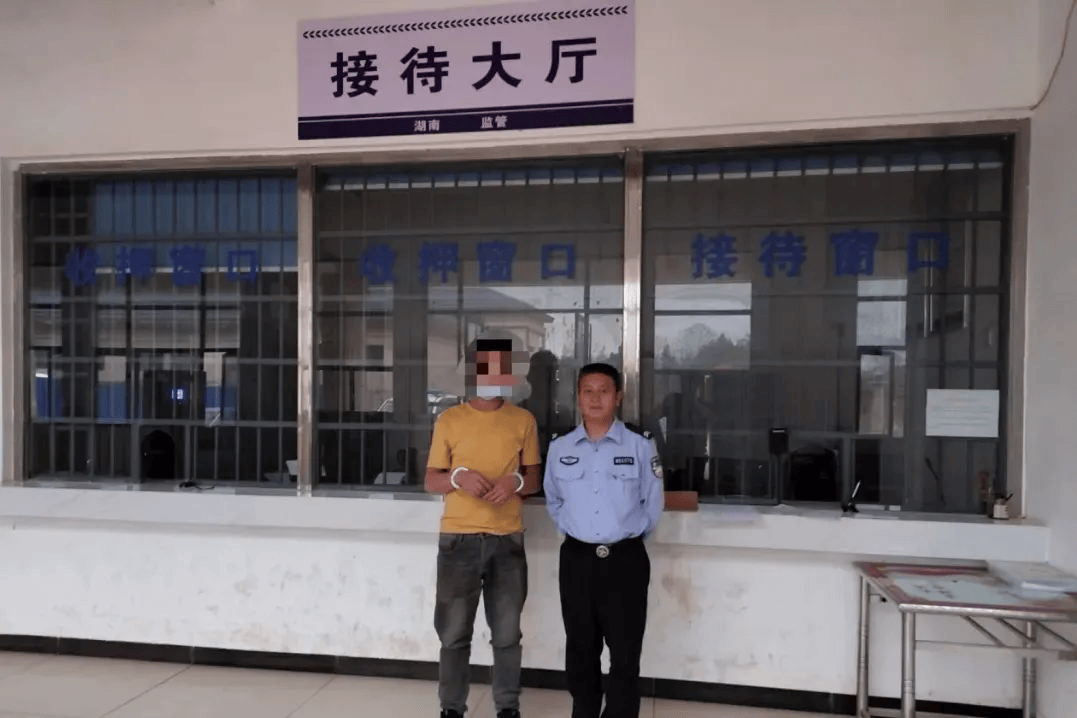 永州:男子非法出售银行卡,被刑拘!