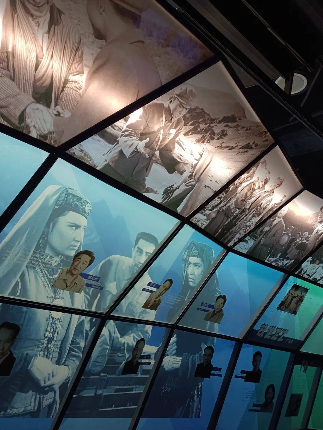 地铁竟然成了风景专列马上出发看风景