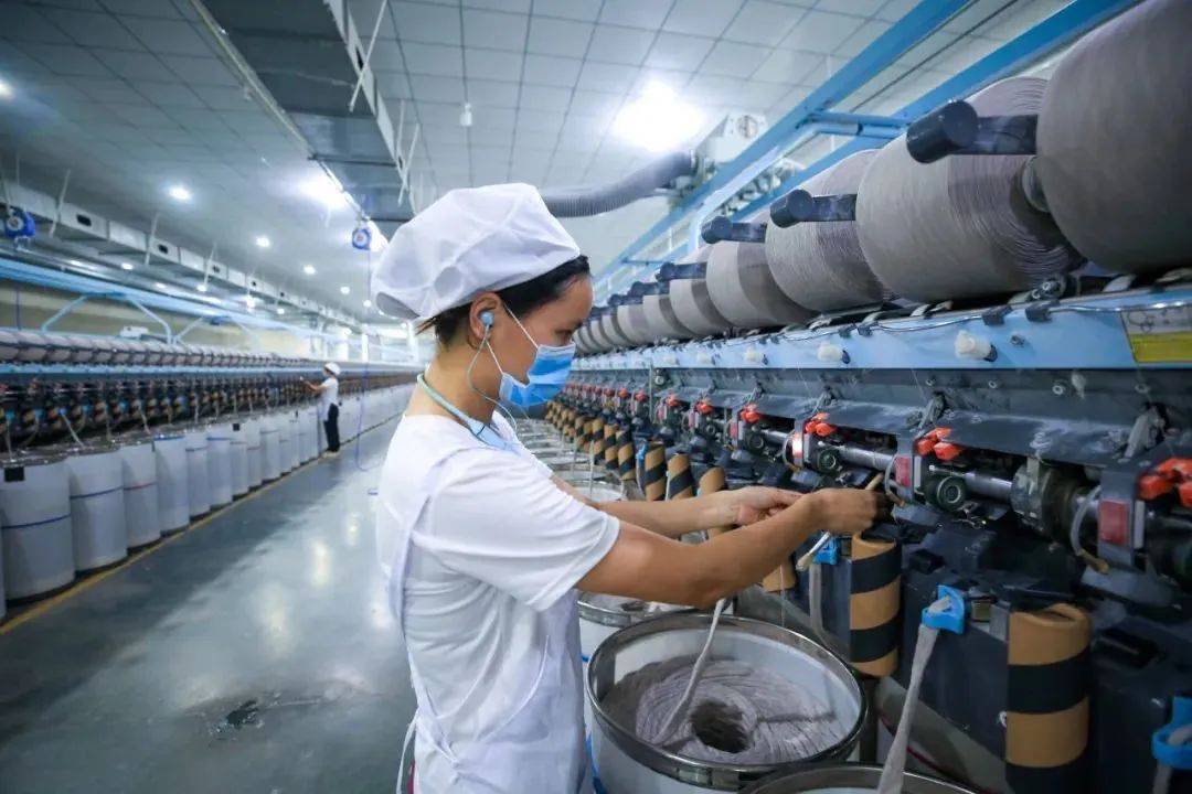 恒力,桐昆,恒逸,盛虹国内四大纤维纺织巨头及国际化纤旗舰新加坡赛