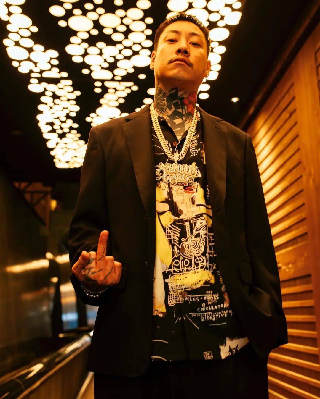 124|泷泽伸介你终于想起来自己是玩儿机车的了?_搜狐汽车_搜狐网