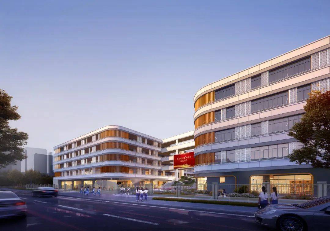 据了解,北环中学创办于1986年,位于常州火车站北广场片区,是红梅,北环