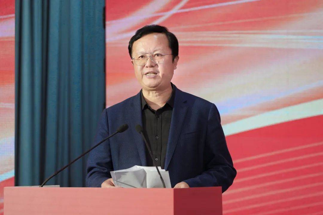 中国美术学院校友会第二次会员代表大会暨理事会换届大会召开