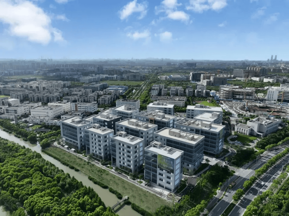 这里的细胞基因药物临床试验占全国1/4,不乏"首个""首创"_张江_患者